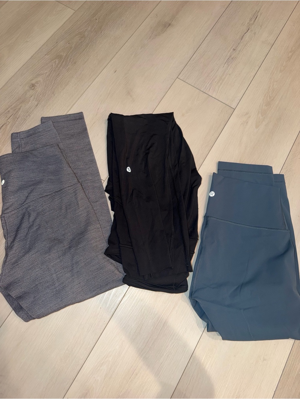 Bundle of Lululemon leggings